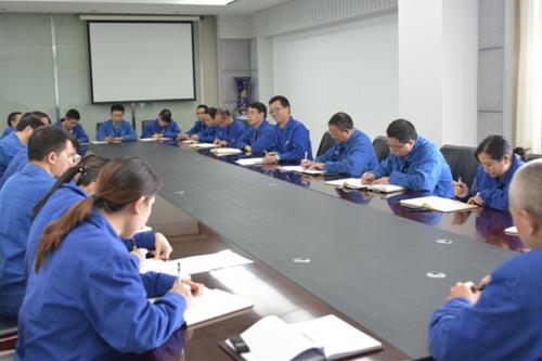 川南(nán)發電(diàn)黨委組織學習十九大報(bào)告